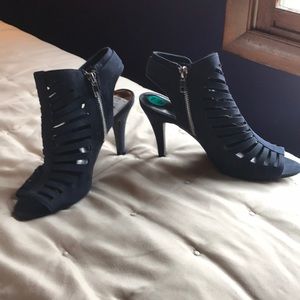 Navy blue Nine West heels